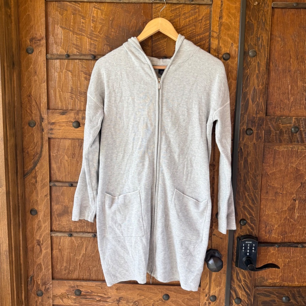 Tahari Longline Zip Up Hoodie Women Medium Gray Knit Pocket Cardigan Coatigan
